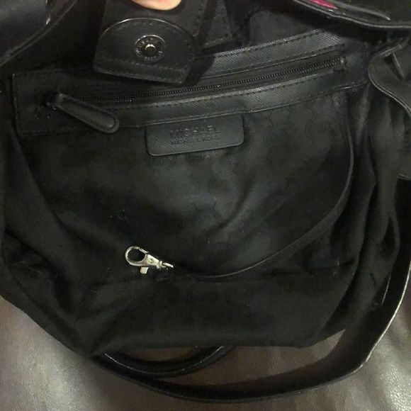 MICHAEL KORS Fuchsia & Black Saffiano Leather Satchel w Silver Chain Crossbody - Picture 15 of 17